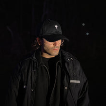 Load image into Gallery viewer, Noir Snapback
